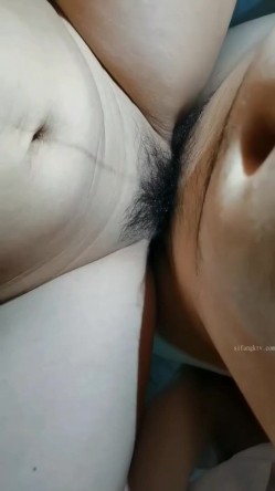 极品身材美女网红『草莓洛儿』最新大尺度性爱福利私拍流出 约粉丝土豪无套性战啪 截图10