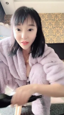 重庆市，九龙坡区，老师，晒过《教师资格证》【确实有点骚】疫情在家，阳台啪啪，做家务吃饭，淫乱一整天！ 截图3