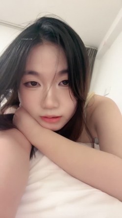 热门精品校花~【猫猫在校 】浴缸足交吃鸡 无套调教的好爽 截图2