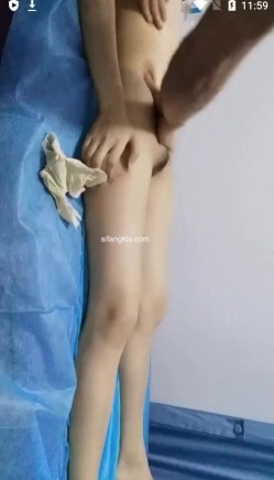 SPA养生馆，长腿蜜臀露脸美少妇，说自己家里的老公不行，只能来找小哥解火，好家伙，小哥就不客气了_clip 截图6