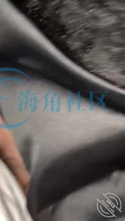海角富姐少妇杀手野兽绅士陪离异少妇逛街，低胸裙高跟鞋，欲望上头拉到KTV就是爆操 截图11