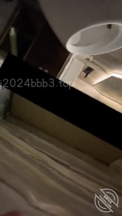 海角富姐少妇杀手野兽绅士陪离异少妇逛街，低胸裙高跟鞋，欲望上头拉到KTV就是爆操 截图15