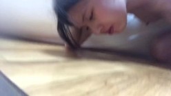 露脸清纯学生妹【允儿】自拍大量淫荡视频卖钱花~裸舞、楼梯间停车场学具紫薇、啪啪各种骚操作极度反差 截图10