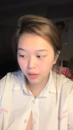 奶控福利，全网最大奶子来了~【甜甜甜甜圈】，就问各位大哥，这奶子大不大，震撼，惊人 截图2
