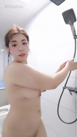 丰满御姐【魅魔】巨乳肥臀御姐 仙肌玉体殷桃小嘴 谁看不迷煳 骑乘甩奶 打几把后入后座 撸管首选爽片 截图14