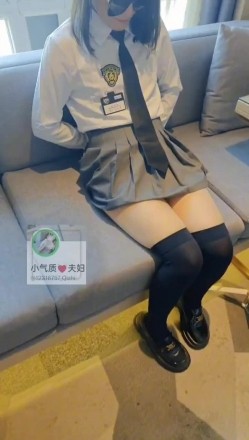 绿帽奴，换妻大神，【12316757_Qizhi】娇妻绝版福利 娇妻老公情人三人行其乐融融 截图2