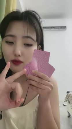 高颜值小姐姐与闺蜜大尺度淫乐 截图5