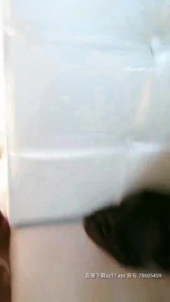 美艳熟女阿姨【潇小姐姐】 巨性感蕾丝内衣看着就有感觉上药连续干两炮阿姨嗷嗷叫直唿高潮过瘾！ 截图5
