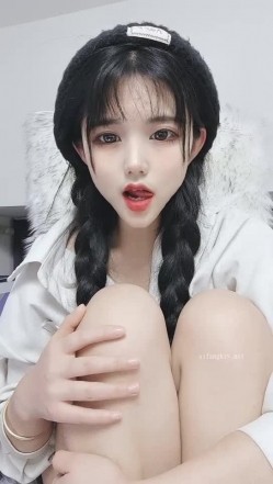 男人的梦中情人，101%恋爱女神【美妍】绿播下海收费房~强烈推荐，逼逼绝美，很赞 截图6