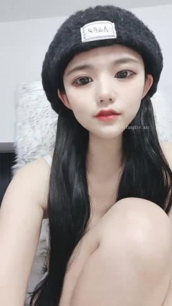 男人的梦中情人，101%恋爱女神【美妍】绿播下海收费房~强烈推荐，逼逼绝美，很赞 截图11