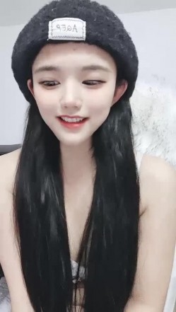 男人的梦中情人，101%恋爱女神【美妍】绿播下海收费房~强烈推荐，逼逼绝美，很赞 截图14