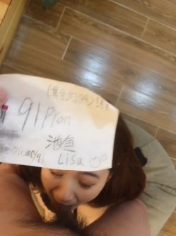 91大佬池鱼啪啪调教网红小景甜由于文件过大分三部第一部 截图5