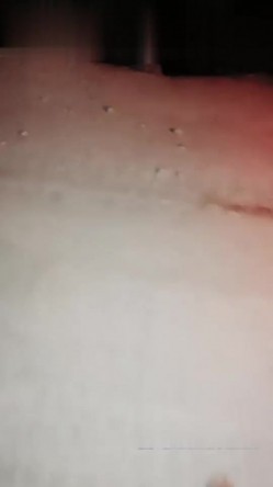 极品高颜值小少妇，超级风骚尤物，苏苏很开心室内3P不过瘾，开车野外4P，护士装车震轮番干，场面宏大震撼 截图3