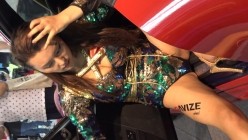 【国内车展】稀缺好货视觉冲击丰乳肥臀、露奶露毛 个个顶级美女 截图1