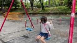 PIYO-154 「パパの赤ちゃんが欲しいの！」小さすぎる連れ子とパパのいびつな愛の日常、そして中出しへと…第2子 截图1
