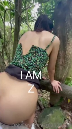 OF台湾绿帽媚黑人妻「Z」淫乱生活纪实 野外户外露出啪啪 带着姐妹一起操黑爹 多人淫乱派对 截图13