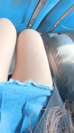 【黛西老师】商场~马路~树林~勾搭技师内射一屁股~露脸 截图2
