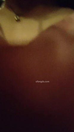 坑爹女主播【少女时代】潜入温泉洗浴会所更衣室偷拍浴客更衣超好身材少妇不遮掩袒露在外 截图8