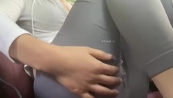 最新抖音泄密！高颜值大奶丝袜女神【璐璐本璐】福利，性爱XO自慰内衣诱惑，绝对反差炸裂 截图13