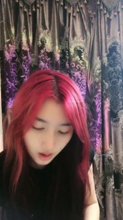 校花！成都KTV公主下海！【破处】，貌美如花的重庆妹子，尺度升级，各种掰穴 截图4