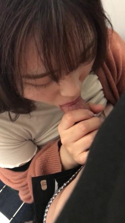 高颜值大波小姐姐，出租房与热恋男友各种激情性爱，欲仙欲死享受着被肏的感觉 截图16