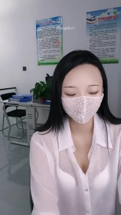 【雅儿老湿】退役模特 美腿丝袜 沟搭男技师男学弟 无套狂操 多地点无套内射 真受不了 截图3