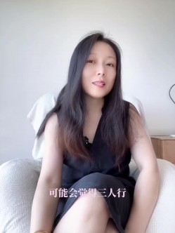 【一枝独秀sj】最新高价会员群内部福利，油管频道采访视频，换妻界鼻祖人物 截图9