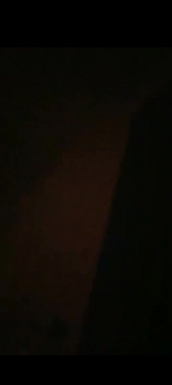 熟女少妇水晶道具深插白虎穴，掰开大腿来回进出虎穴，淫水很多呻吟不止 截图12