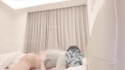 顶级NTR反差婊【淫妻兔兔】付费作品，和单男3P内射、调教吞精喝尿，对话淫荡 截图9