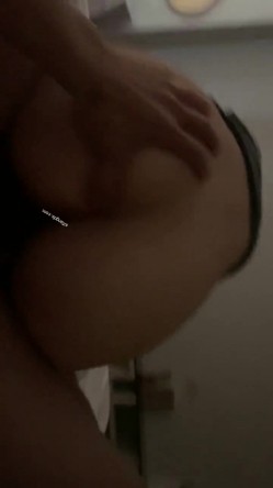 杭州约炮大神，【阿曼达】，模特良家大学生，露脸美女，潇洒每一天很劲爆 截图5