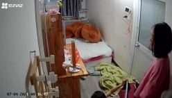 【新品偷拍】记录两姐弟日常 姐姐当着弟弟面裸露身体自慰 截图3