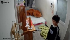 【新品偷拍】记录两姐弟日常 姐姐当着弟弟面裸露身体自慰 截图12