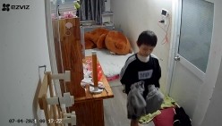 【新品偷拍】记录两姐弟日常 姐姐当着弟弟面裸露身体自慰 截图15