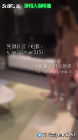 真大神「宝马哥BMWZ」《神似户晨风的160单男》1号女主，猥琐的舔狗终于见到了心中的女神，眼睛和抓子就从来没离开过1号的身体 截图6