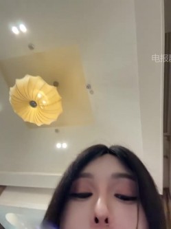 ️黑丝御姐【linjianvhai】极品网红脸御姐、长腿黑丝高跟职业装、自慰诱惑 截图8