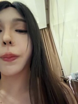️黑丝御姐【linjianvhai】极品网红脸御姐、长腿黑丝高跟职业装、自慰诱惑 截图12