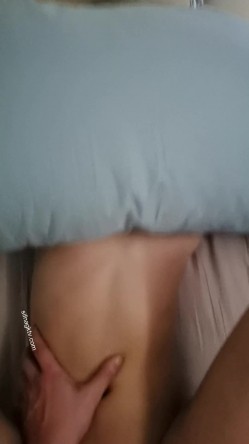最新精品良家泄密自拍甄选 极品出轨骚妻各种玩操 贵在真实 完美露脸 截图3