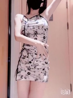 《最新 精品 福利》 青春无敌 超高人气极品眼镜小姐姐旺仔桃叽私人定制各种潮流BGM裸舞白虎逼饱满大奶乱颤很顶 截图6