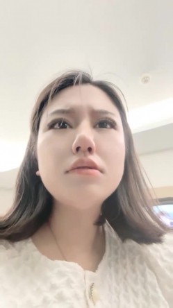 还在哺乳期，清秀美人妻，【庄青莼】，挤出奶水自己尝尝，无套内射，生过娃的女人已经彻底放开了 截图2