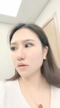 还在哺乳期，清秀美人妻，【庄青莼】，挤出奶水自己尝尝，无套内射，生过娃的女人已经彻底放开了 截图5