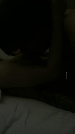 帅哥美女保证物超所值，高颜值帅哥美女，3P多人运动，学生情侣，网红，少妇偷情，各种约炮 截图2