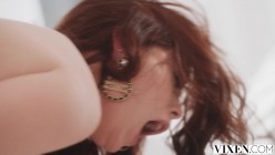Vixen.26.03.08.Nicole.Vaunt.Flawless.Redhead.Has.The.Most.Intense.Orgasms.XXX.2160p.MP4-P2P[XC] 截图1