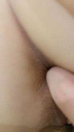 车模下海漂亮小姐姐！大屌插嘴直接开操！特殊视角猛怼，美臀骑乘位，腰上还贴着膏药 截图15