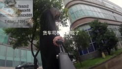 ️国产极品露出大神【FSSZX】大街上旁若无人地超大胆露出 截图1