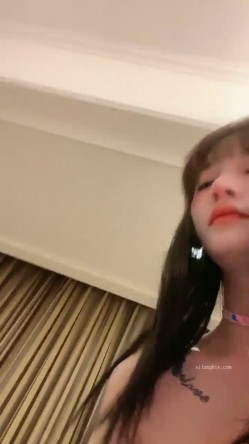 【蜜桃Ya】 ️3男3女，一房子6个人啪啪直播，让自己女友给朋友玩 ️各种道具自慰，精彩刺激！ 截图12