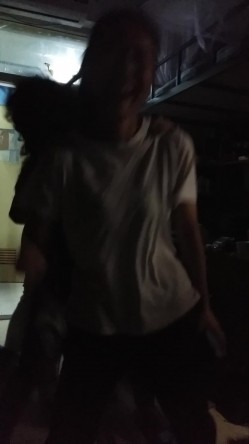 妹子出卖偷拍室友在宿舍换衣服裸睡 有时候还明目张胆的拍 截图15