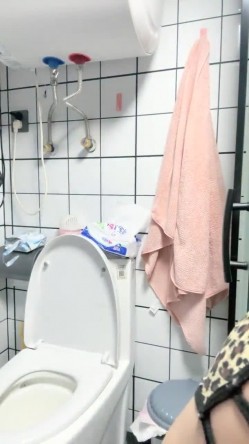 气质女神~【小野师妹】敬业，姨妈期还要出来赚钱~完美展示血逼，刺激不兄弟们？ 截图10