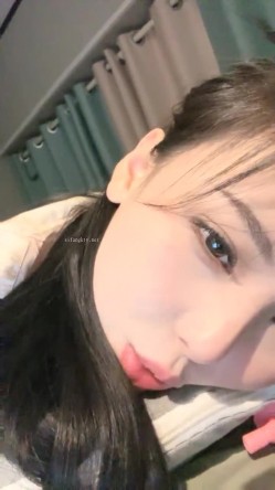 气质女神~【小野师妹】敬业，姨妈期还要出来赚钱~完美展示血逼，刺激不兄弟们？ 截图12