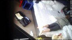 酒店偷拍 ️连续两天入住年轻情侣黑丝长筒皮靴女孩被男友拿捏猛操 截图5