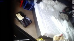 酒店偷拍 ️连续两天入住年轻情侣黑丝长筒皮靴女孩被男友拿捏猛操 截图7